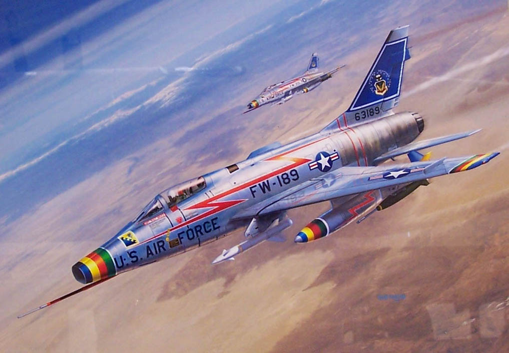 100 супер. F-100f super Sabre. F-100 super Sabre. Самолет ф100 супер Сейбр. Истребитель North American f-100 super Sabre.